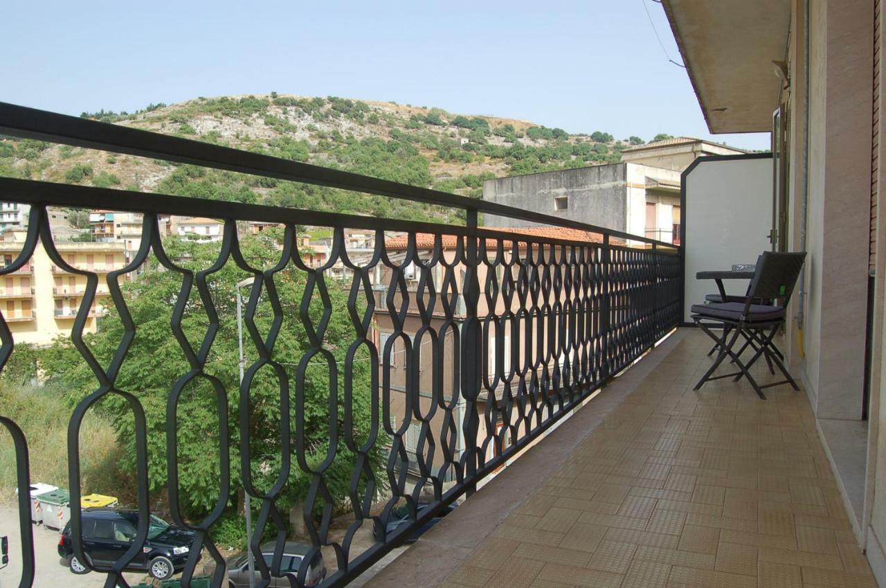 Villa Casa Fontana à Modica Extérieur photo